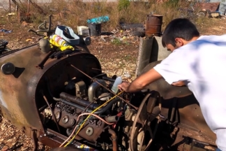 Vídeo: intenta arrancar un Cadillac V8 de 1917 después de 93 años parado arrancar un Cadillac V8 de 1917