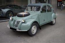 Citroën 2CV Sahara