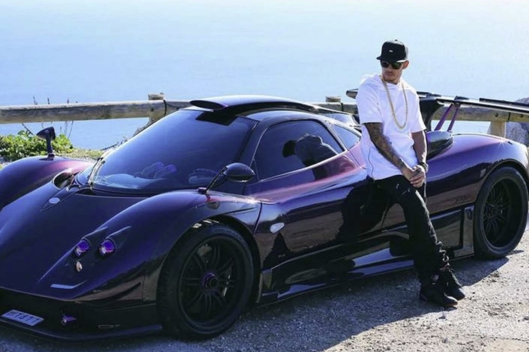 Lewis Hamilton Pagani Zonda 760 LH