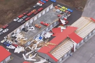 Un tornado obliga a parar la producción del Chevrolet Corvette C8 tornado obliga parar produccion chevrolet corvette c8