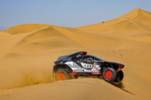 1ª etapa Dakar 2022: drama en Audi, Sainz pierde dos horas y Nasser, sin problemas
