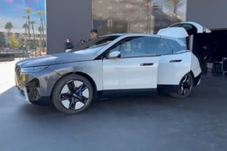 Una pintura que cambia de color: lo último de BMW en el CES 2022 BMW pintura cambia color