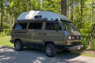 Una espectacular autocaravana Volkswagen Vanagon con un motor Subaru Volkswagen Vanagon con un motor Subaru