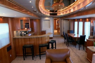 Así es la espectacular autocaravana de Leonardo DiCaprio de 1,3 millones de euros autocaravana de Leonardo DiCaprio