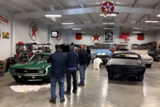 Vídeo: aparecen casi 40 clásicos de Chevrolet abandonados en cinco garajes coches abandonados chevrolet garaje