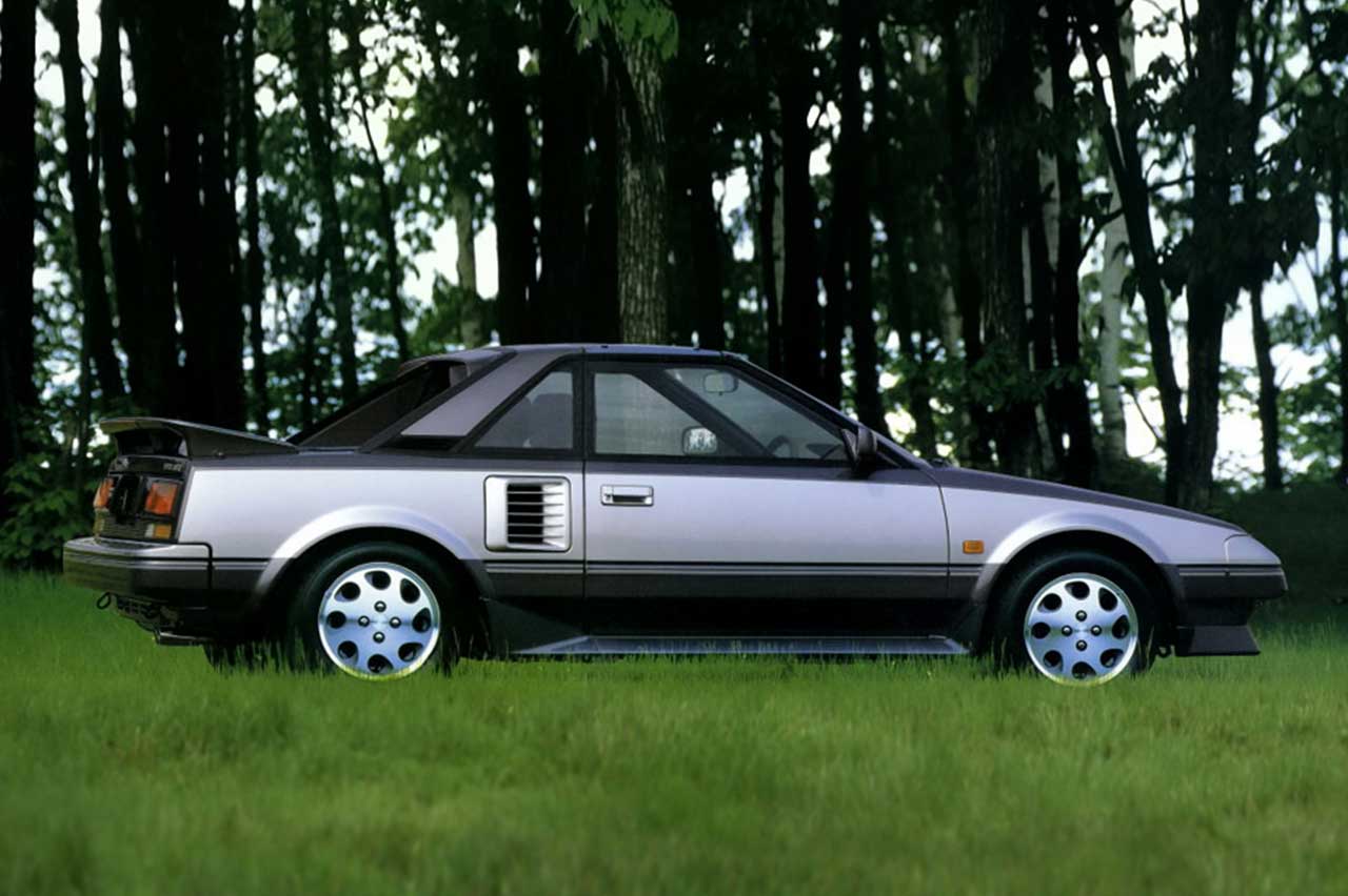 coches deportivos clásicos con motor central 