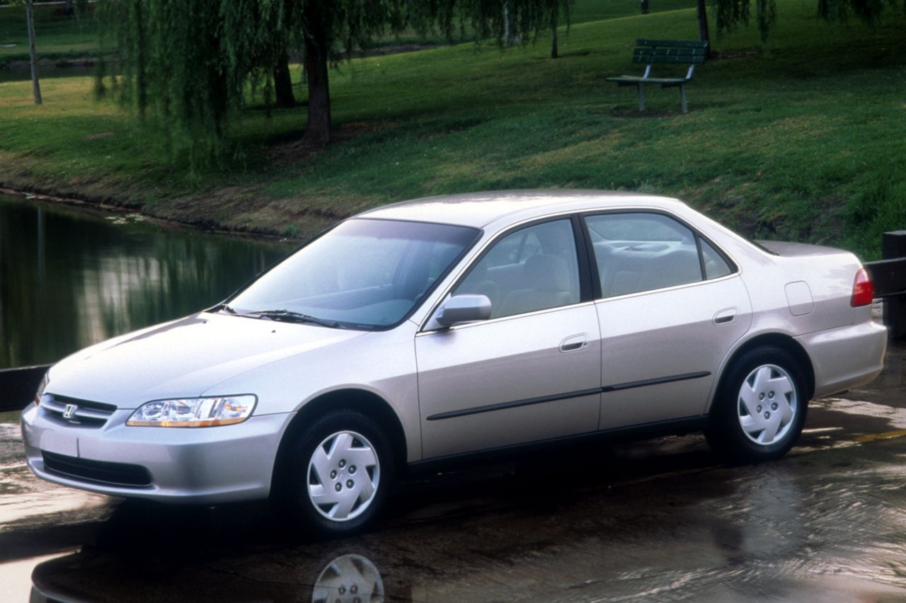 coches increíbles que cumplen 25 años