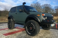 lada niva monster zubr