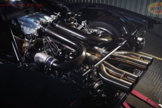 Vídeo: así suena y escupe fuego el V8 biturbo de 6.6 litros y 1.842 CV del Hennessey Venom F5 motor hennessey venom f5