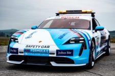 porsche taycan safety car formula e