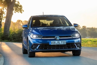 Más País pide que se prohíba la publicidad de coches diésel y gasolina en España publicidad coche diésel gasolina