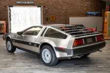 DeLorean DMC-12