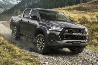 Toyota Hilux GR SPORT: rendimiento y estilo inspirados en el Dakar