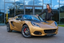 Elisa Artioli compra ultimo Lotus Elise
