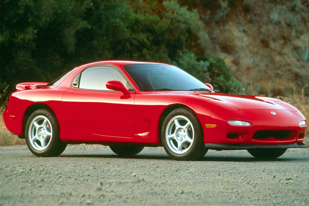 coches clásicos mazda 