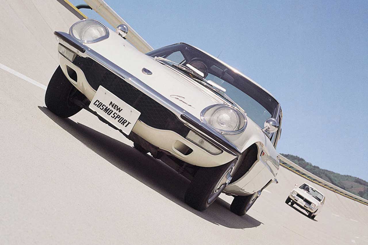 coches clásicos mazda 