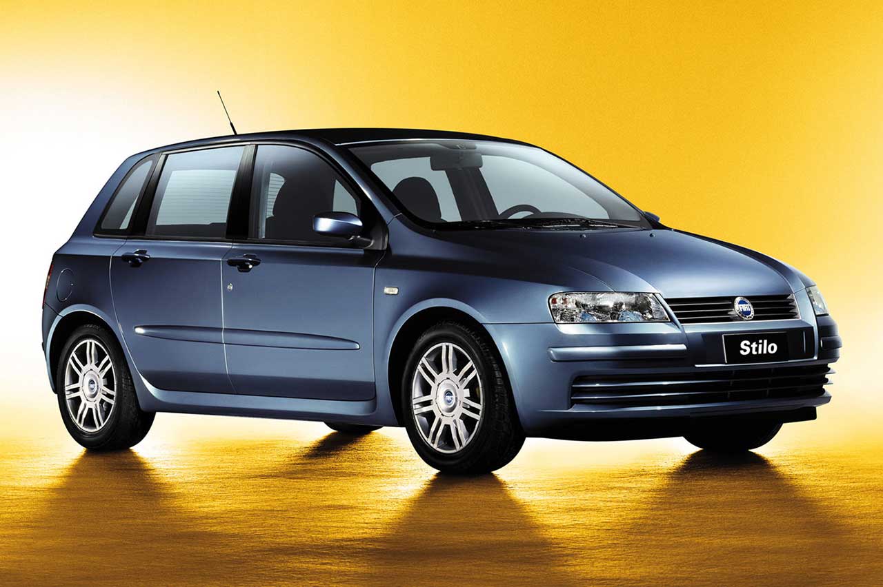 coches fracasados de los 2000 