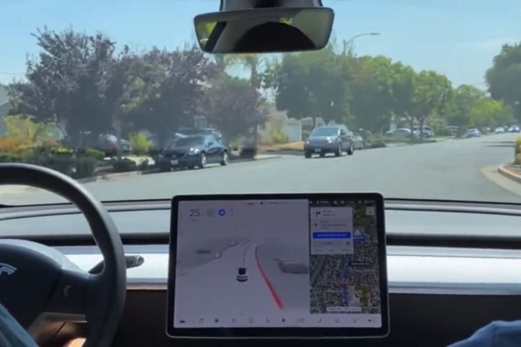 errores Beta conducción autónoma Tesla