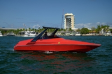 Riva Ferrari 32
