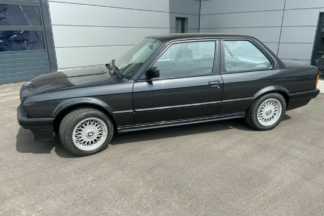 Por este BMW 320i E30 de 1990 con solo 6.000 km piden 36.000 euros venta bmw 320i e30 1990