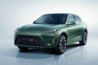 Así es el AITO M5, el nuevo coche de Huawei AITO M5