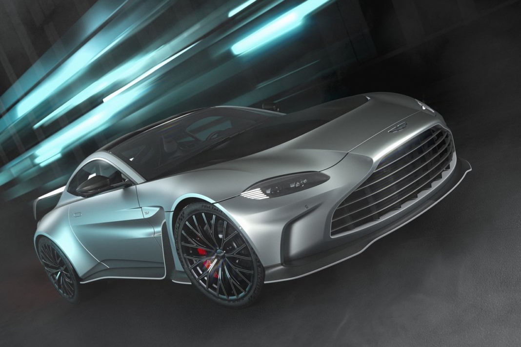 Aston Martin Vantage V12