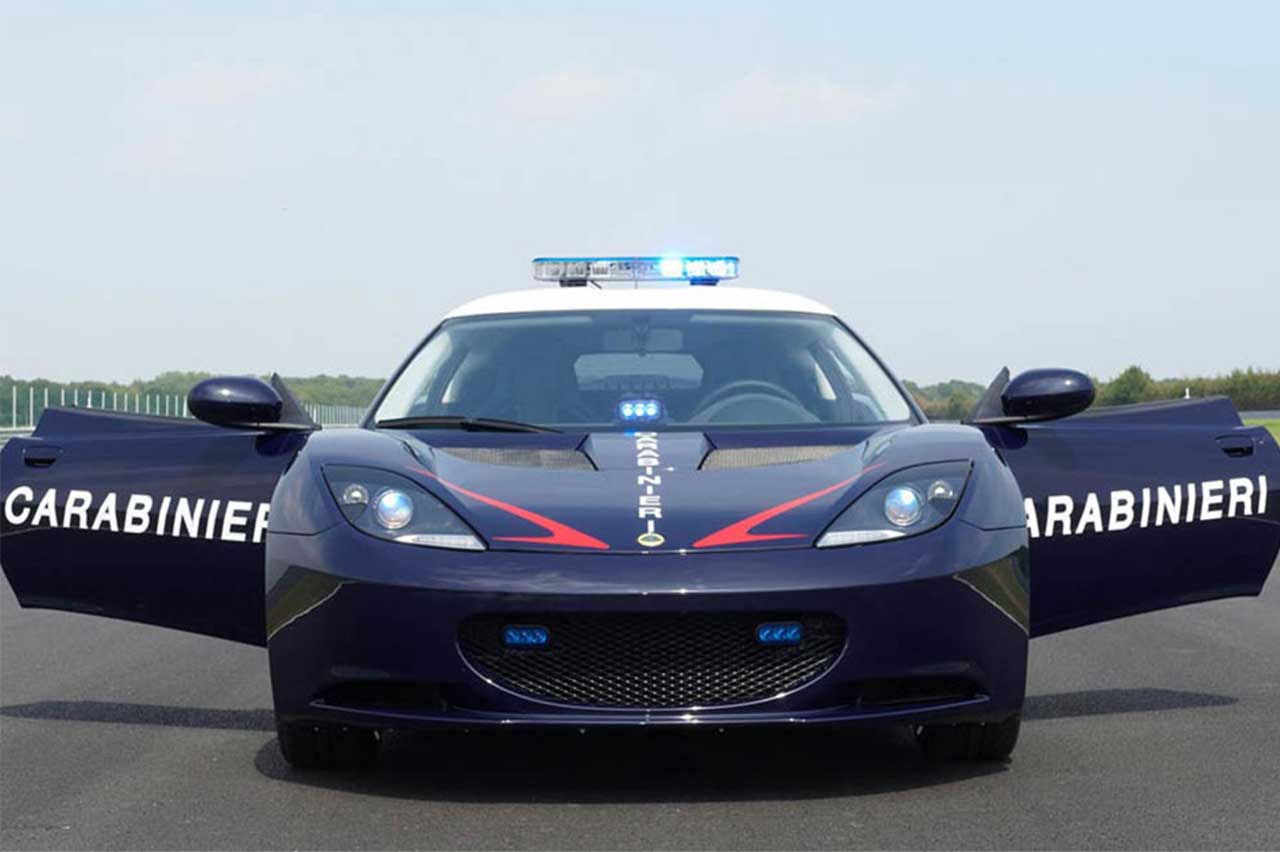 coches deportivos de policía 