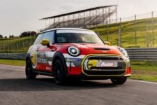 mini cooper se safety car copa racer 2022