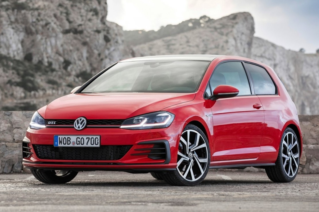 coches más austeros de los multimillonarios-8 coches más austeros de los multimillonarios