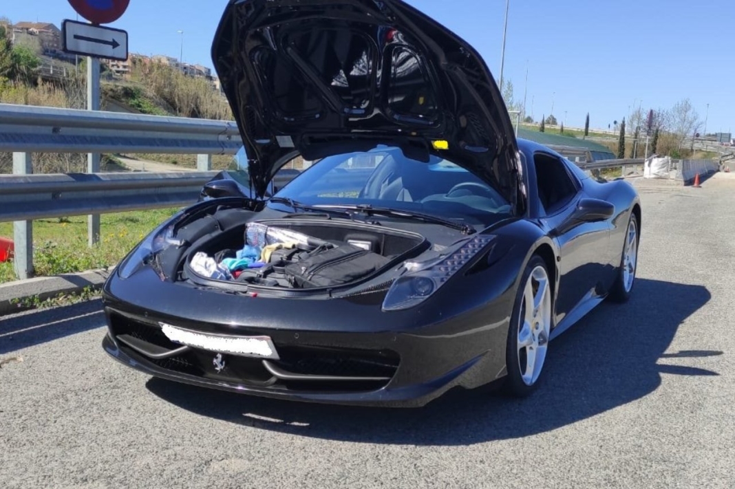 denunciado inhibidor radar escondido ferrari
