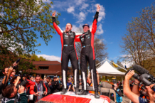 Rallye de Croacia 2022: Rovanperä gana en el último tramo Kalle Rovanperä celebrando su victoria en el Rallye de Croacia 2022