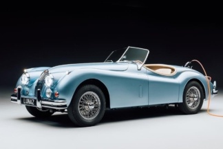 David Beckham regala un espectacular Jaguar eléctrico a su hijo como regalo de boda Jaguar eléctrico Beckham