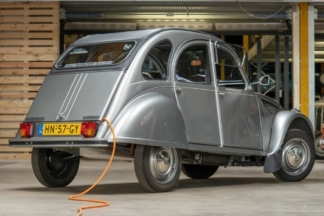Este Citroën 2CV ahora equipa un motor eléctrico de Nissan Leaf citroen 2cv electrico