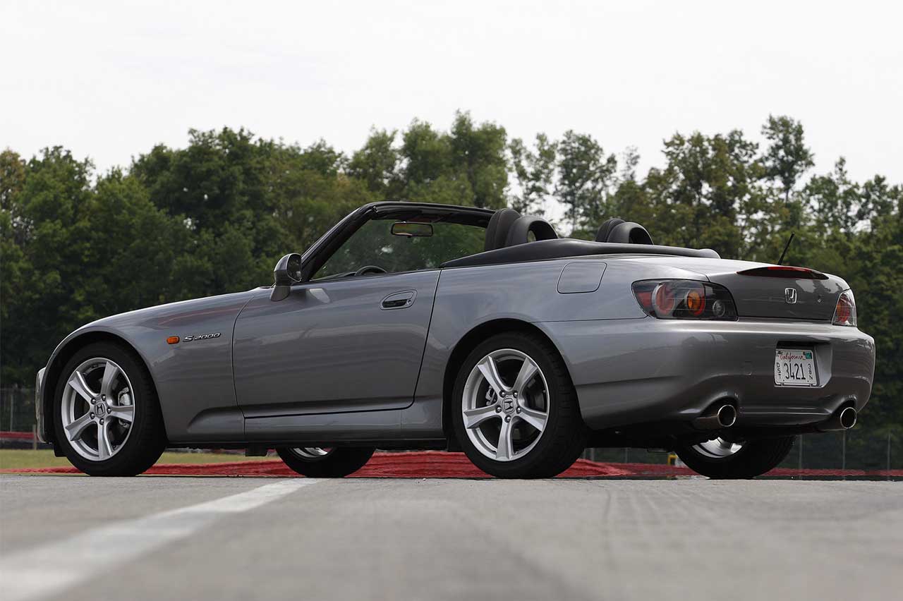 coches deportivos fiables 