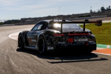 Porsche 718 Cayman GT4 ePerformance