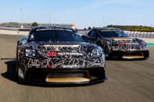 Porsche 718 Cayman GT4 ePerformance