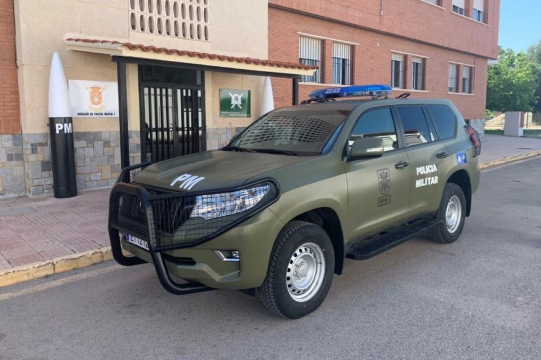 toyota land cruiser policia militar