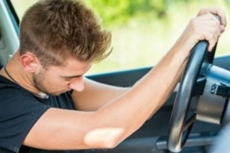 La DGT advierte que conducir con 35º es similar a hacerlo con una tasa de alcohol de 0,5 mg conducir con 35º es similar a hacerlo con una tasa de alcohol de 0,5 mg