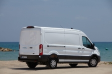 Prueba Ford e-Transit 2022 lateral trasera
