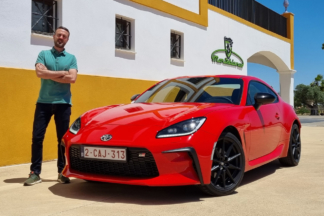 PRUEBA en VÍDEO del Toyota GR86