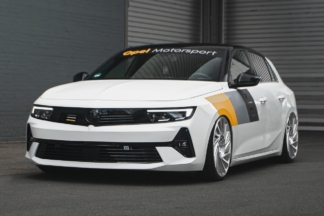 Este Opel Astra de XS Carnight recuerda al mítico Manta de rallyes Opel Astra XS Carnight