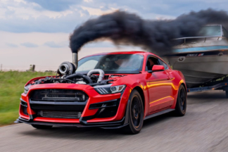 Vídeo: un Ford Mustang con un motor diésel remolcando un barco ford mustang turbodiesel