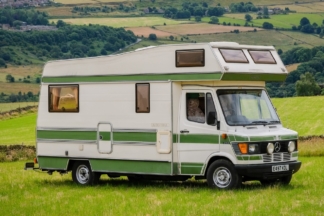A subasta una Mercedes 310 Camper de 1988 con 48.700 kilómetros subasta Mercedes 310 Camper