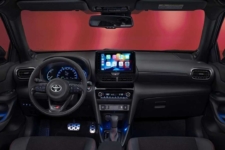 toyota yaris cross gr sport