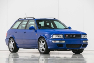 A subasta un raro Audi RS2 Avant con volante a la derecha Audi RS2 Avant