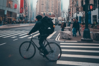 Bicicletas con matrícula y seguro, la medida que podría imponer el gobierno del Reino Unido Bicicletas con matrícula y seguro
