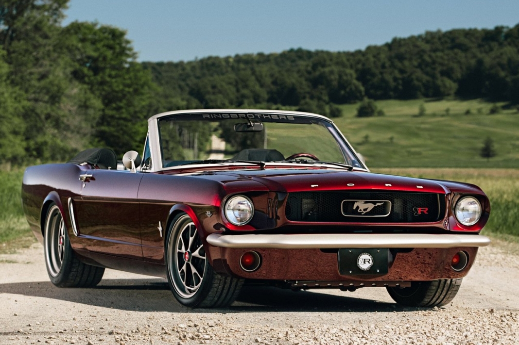 Ford Mustang Convertible CAGED