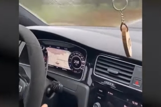 La Guardia Civil investiga a dos personas por circular a más de 200 km/h, uno de ello menor de edad circular a más de 200