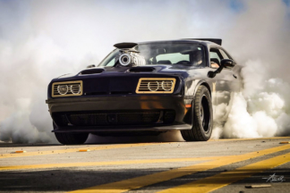Este Dodge Challenger Hellcat se transforma en el Pursuit Special de Mad Max Dodge Challenger Hellcat Mad Max