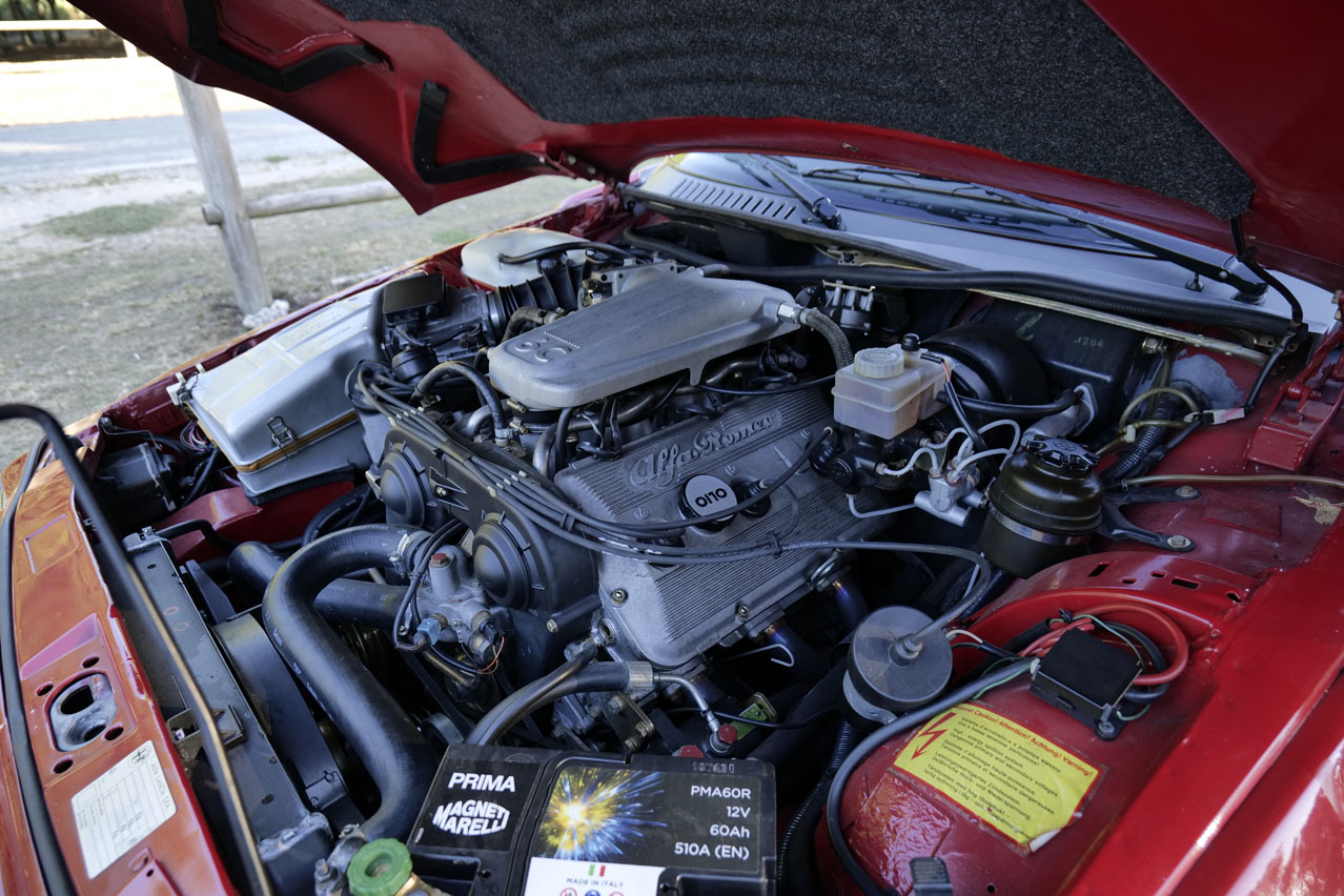 motor V6 del Alfa Romeo SZ (1991)